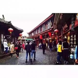​形容城市夜景的句子（夕阳西下的唯美句子）