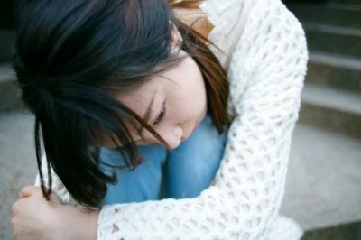 ​唯美帝王霸气古风句子(黑暗堕落唯美的句子)