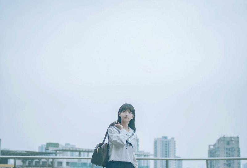 浪漫爱情句子短句10字(爱情短句子20字)
