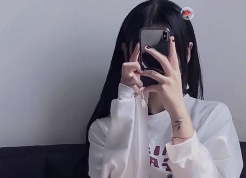 夸赞女人穿旗袍好看的句子精选20句