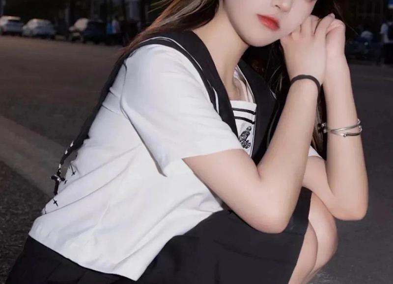 情话最暖心4个字（情话最暖心撩人四个字）