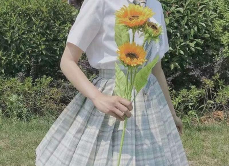 (网恋女友表白情书200)〃街角怀念往日的轮回的情话 (网恋女友表白情书200)〃街角怀念往日的轮回的情话